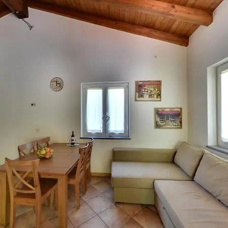 La Frontiera Aparthotel *