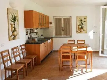 Agriturismo La Frontiera Aparthotel Sesta Godano