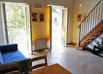 Agriturismo La Frontiera Aparthotel Sesta Godano