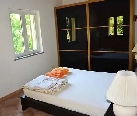 Agriturismo La Frontiera Aparthotel